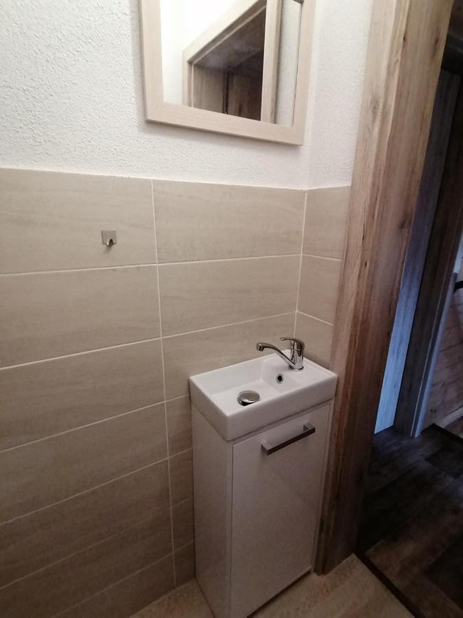 Chata Baska Na Liptove S Vlastnym Dvorom Liptovsky Mikulas Luaran gambar