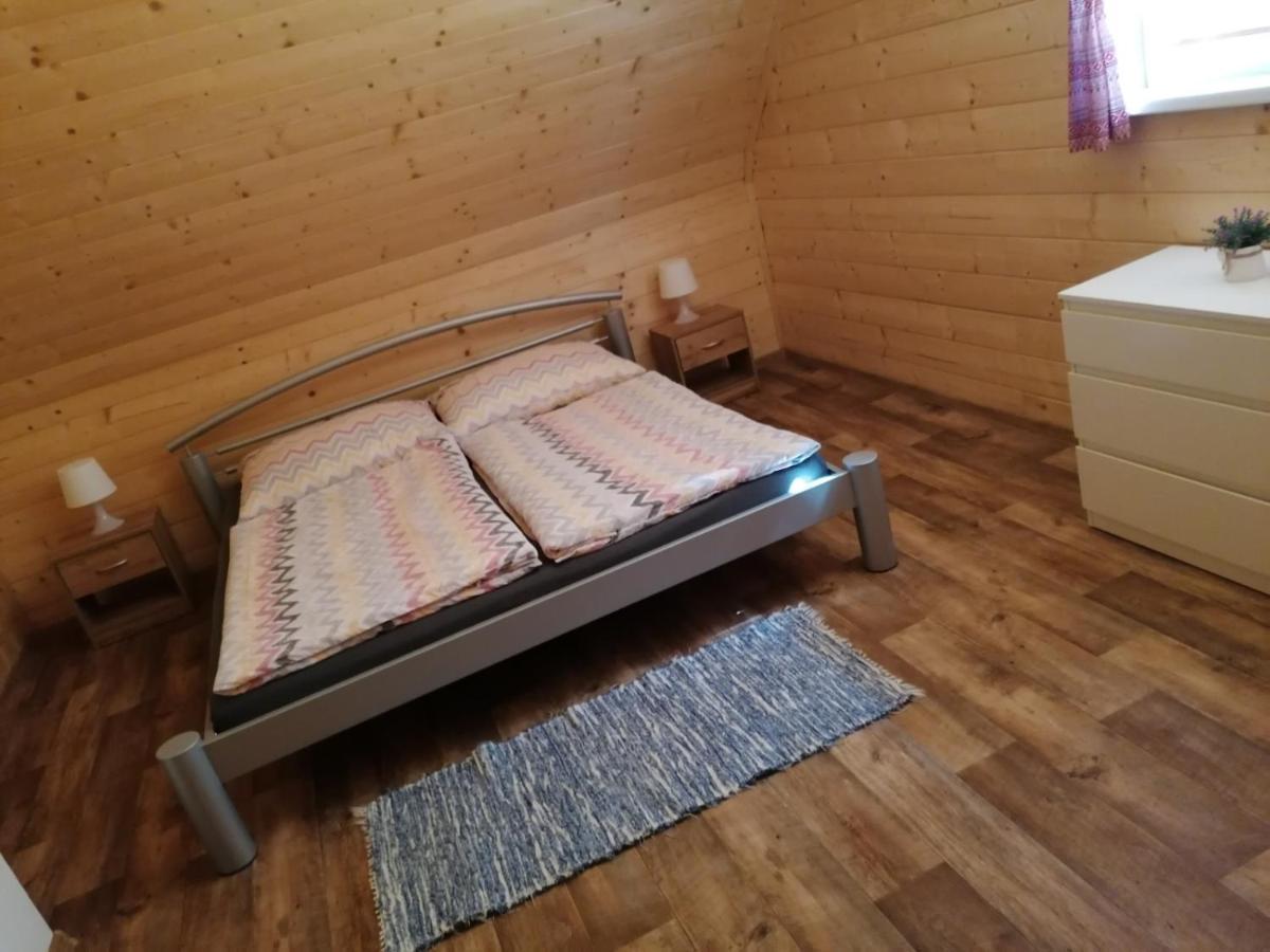 Chata Baska Na Liptove S Vlastnym Dvorom Liptovsky Mikulas Luaran gambar